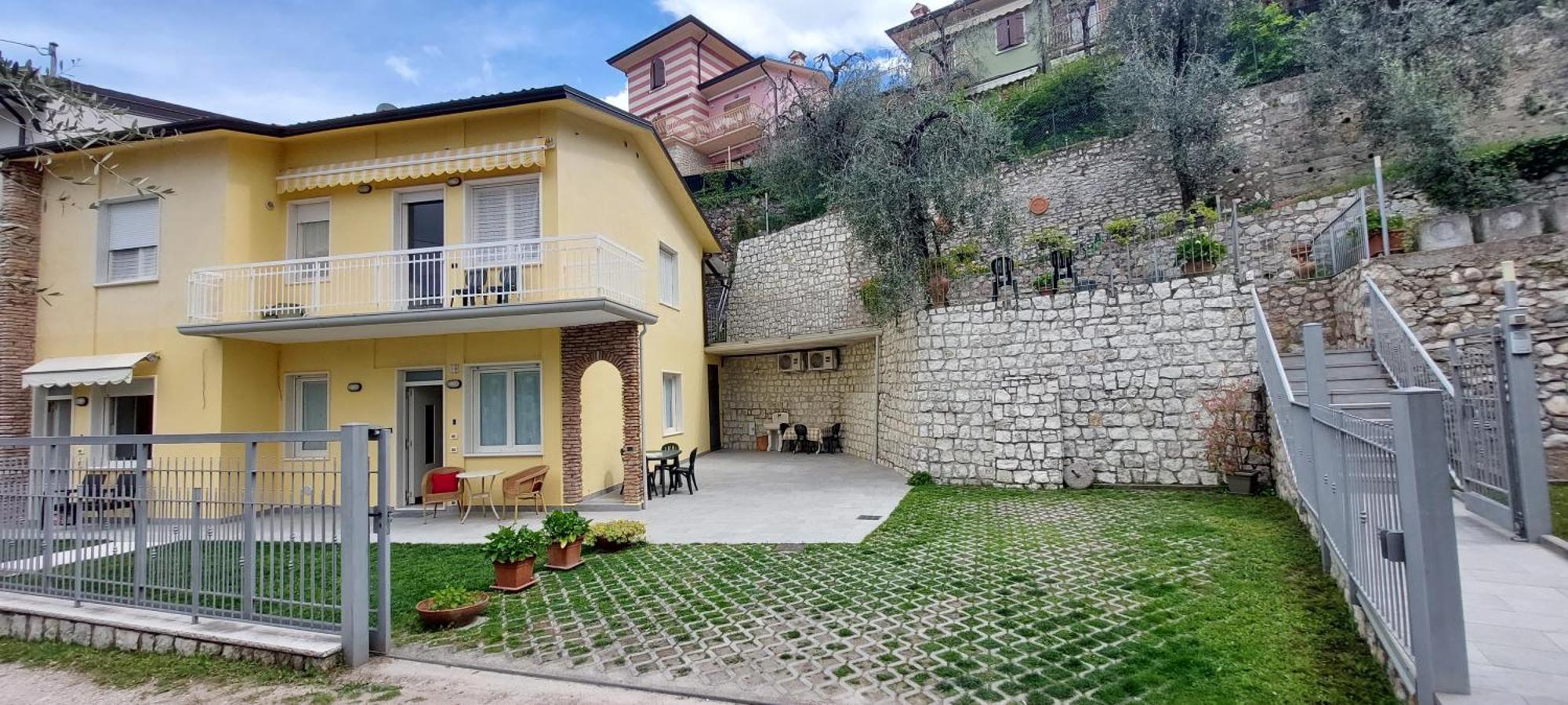 Marigarda Apartments Assenza di Brenzone Exteriör bild