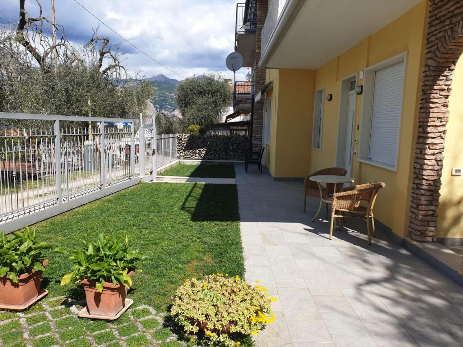Marigarda Apartments Assenza di Brenzone Exteriör bild